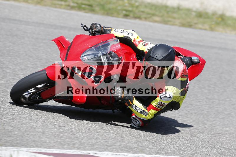 /10 20.04.2026  Pluess Moto Sport ADR/Freies Fahren/24